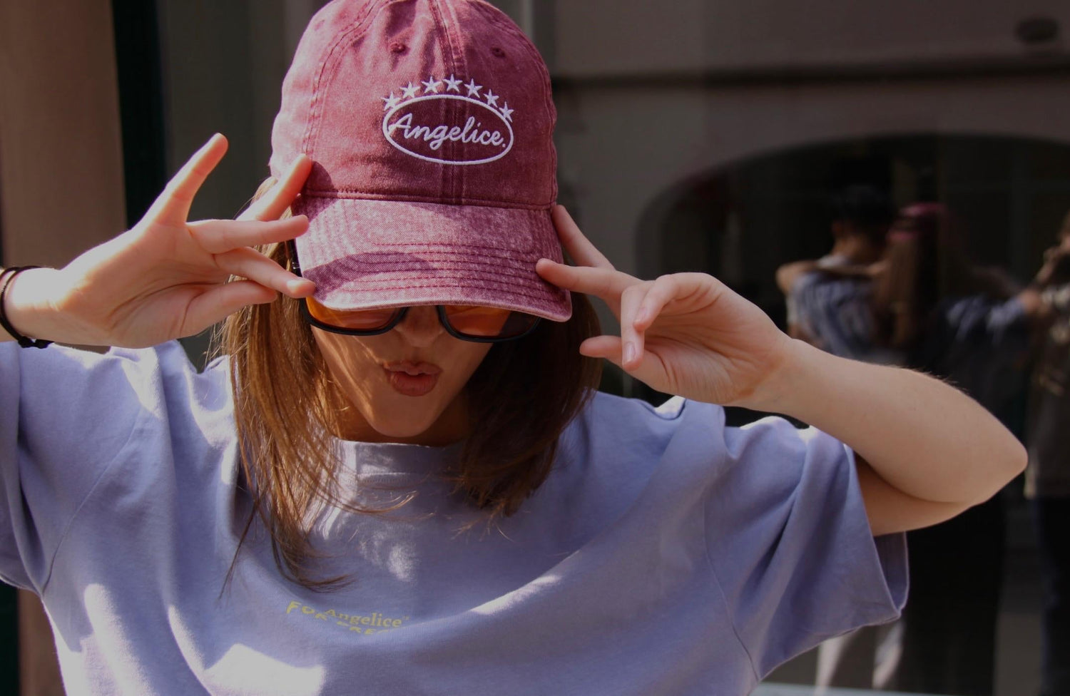 Caps